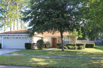 7825 Duckwood Ln, Jacksonville, FL 32210 - photo 3