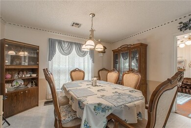 1221 NE 27th St, Moore, OK 73160 - photo 6