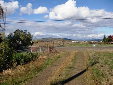 4090 Avenue H, White City, OR 97503 - photo 4