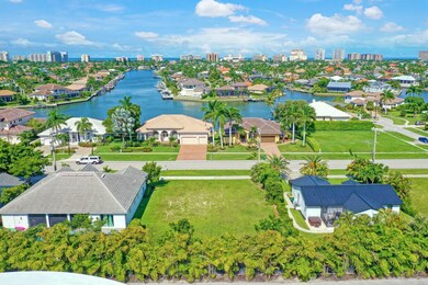 437 S Heathwood Dr, Marco Island, FL 341