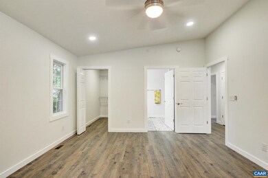 1504 A St, Waynesboro, VA 22980 - photo 6