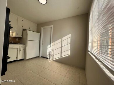 2023 S Forest Ave, Tempe, AZ 85282 - photo 4