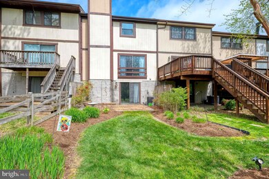 29 Medici Ct, Parkville, MD 21234 - photo 3