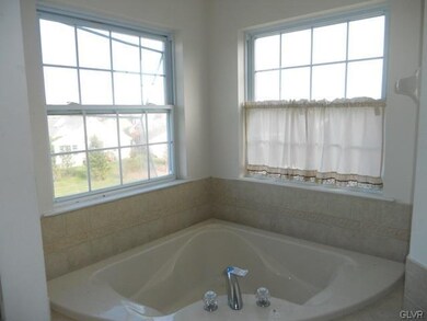 7051 Tuscany Dr, Macungie, PA 18062 - photo 7