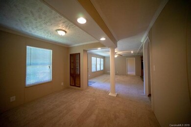 142 Fox Run Dr, Statesville, NC 28625 - photo 6