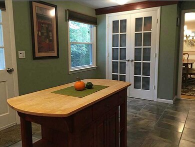 77 Landmark Rd, Warwick, RI 02886 - photo 6