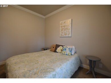 544 Wedgewood Dr, Eugene, OR 97404 - photo 3