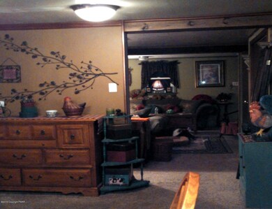 940 Effort Neola Rd, Stroudsburg, PA 18360 - photo 6