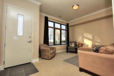 Den/Flex Room