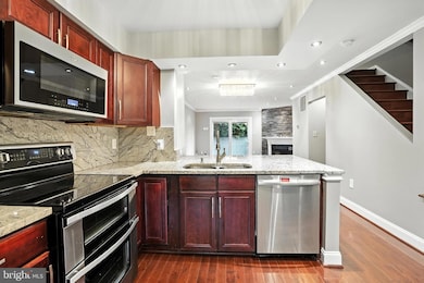 12863 Mill Brook Ct, Woodbridge, VA 22192 - photo 6