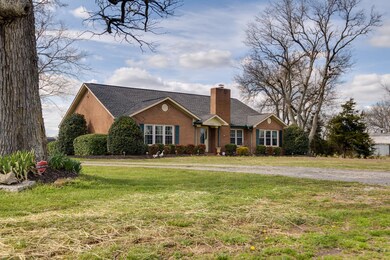 1729 Fairfield Pike, Shelbyville, TN 37160 - photo 6