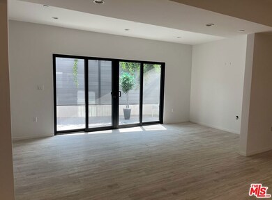 913 Hilldale Ave unit 2, West Hollywood, CA 90069 - photo 5