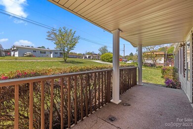 126 Leslie Way, Hendersonville, NC 28792 - photo 6