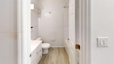 301 N Pine Island Rd unit 165, Plantation, FL 33324 - photo 6