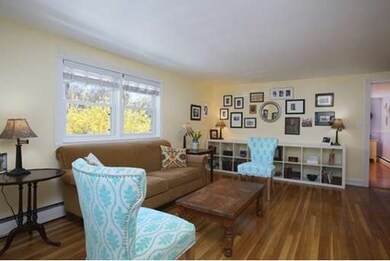 11 Pillion Ct, Newtonville, MA 02460 - photo 2