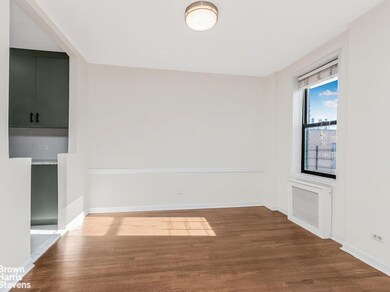 645 W 239th St unit 6C, Bronx, NY 10463 - photo 5