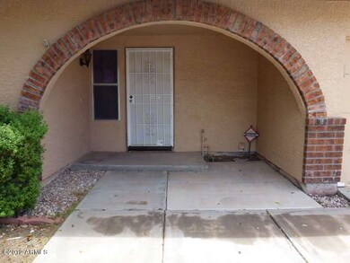023-179984 - Front Entrance