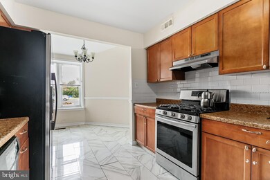 76 Suburban Blvd unit 76, Delran, NJ 08075 - photo 4