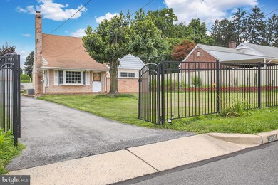 905 Beech St, Reading, PA 19605 - photo 4