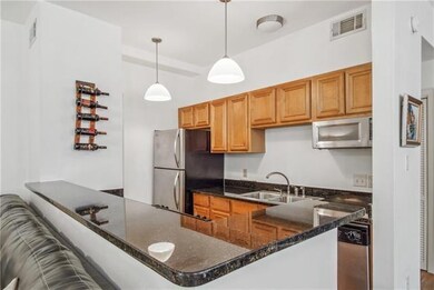 Julia Place Condominiums unit 508, New Orleans, LA 70130 - photo 5