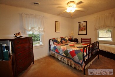 Guest bedroom