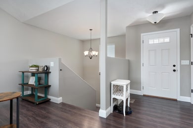 1650 N Old Castle Rd-25