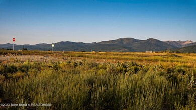 1045 Cahuilla Rd, Driggs, ID 83422 - photo 4