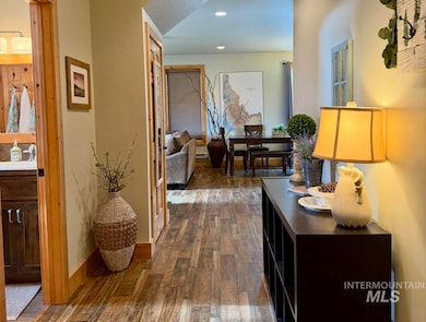 241 Bald Eagle Ln, Donnelly, ID 83615 - photo 4