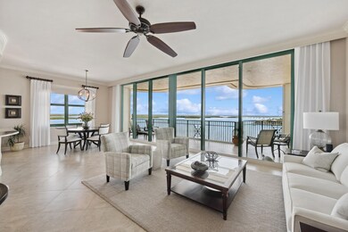 03_1069BaldEagleDr_165_LivingRoom_HiRes