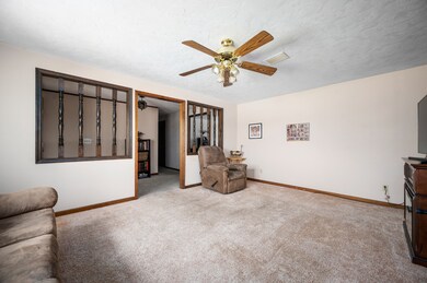 2314 Holden Dr, Anderson, IN 46012 - photo 5