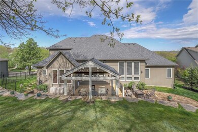 7613 Lichtenauer Dr, Shawnee, KS 66217 - photo 3