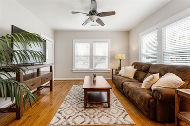 6632 N Main St, Houston, TX 77009 - photo 4