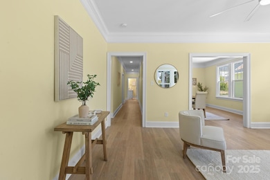 304 W Gay St, Lancaster, SC 29720 - photo 4