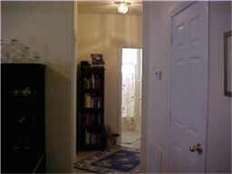 301 N Poplar St, Tomball, TX 77375 - photo 2