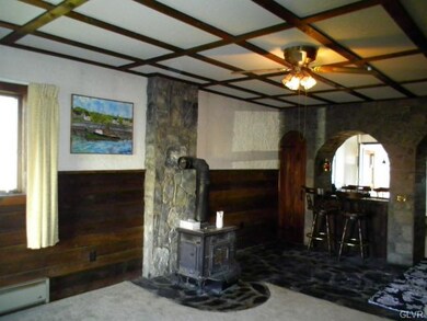 272 E Mosser St, Allentown, PA 18109 - photo 4