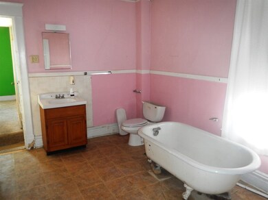 1117 3rd Ave SW, Cedar Rapids, IA 52404 - photo 6