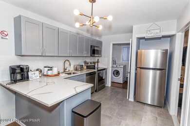 9503 Juniper Dr, Tobyhanna, PA 18466 - photo 3