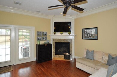 14011 Kingsride Ln, Houston, TX 77079 - photo 7