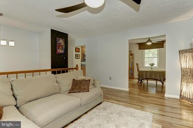 6113 Windward Dr, Burke, VA 22015 - photo 5