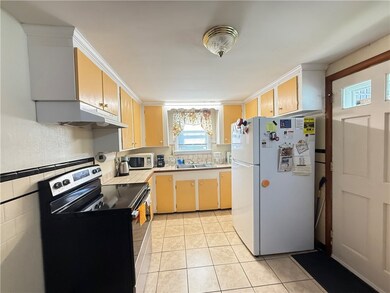 84 Woodbine St, Cranston, RI 02910 - photo 4