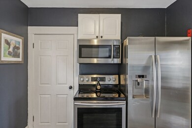 59 Hemlock Rd, West Roxbury, MA 02132 - photo 7