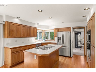 15150 SE Lostine Dr, Clackamas, OR 97015 - photo 2