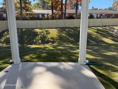 608 Chambers Dr, Southern Pines, NC 28387 - photo 4