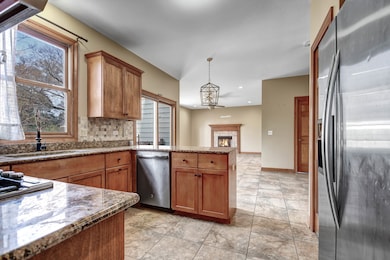 1S174 Addison Ave, Lombard, IL 60148 - photo 7