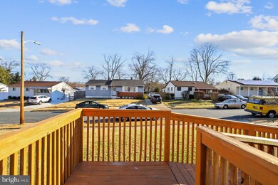 312 Marganza S, Laurel, MD 20724 - photo 3