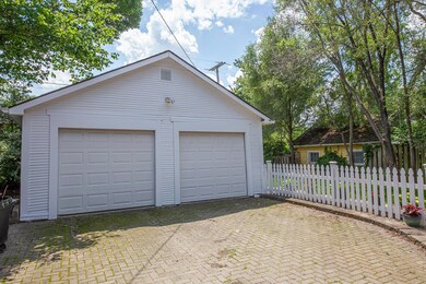 209 Blenheim Rd, Columbus, OH 43214 - photo 4