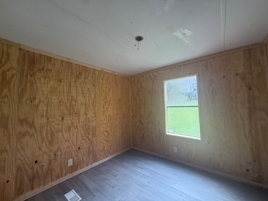 75 Ratliff Hill Rd, Elkhorn City, KY 41522 - photo 5