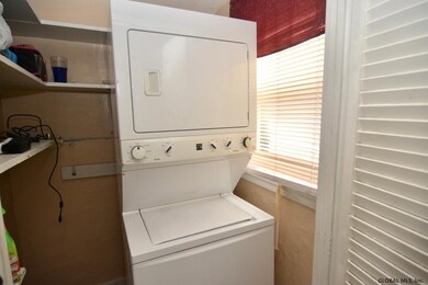 17 Rawson St, Albany, NY 12206 - photo 6