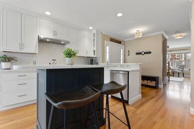 32 Bromfield St unit B, Newburyport, MA 01950 - photo 6