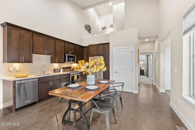 19-web-or-mls-#6040 - Mandy Dowell - 16